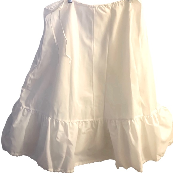 Lady Grace White 2 Layer Pouf Slip Adjustable Waist Adjustable Waist One Size - Picture 1 of 4